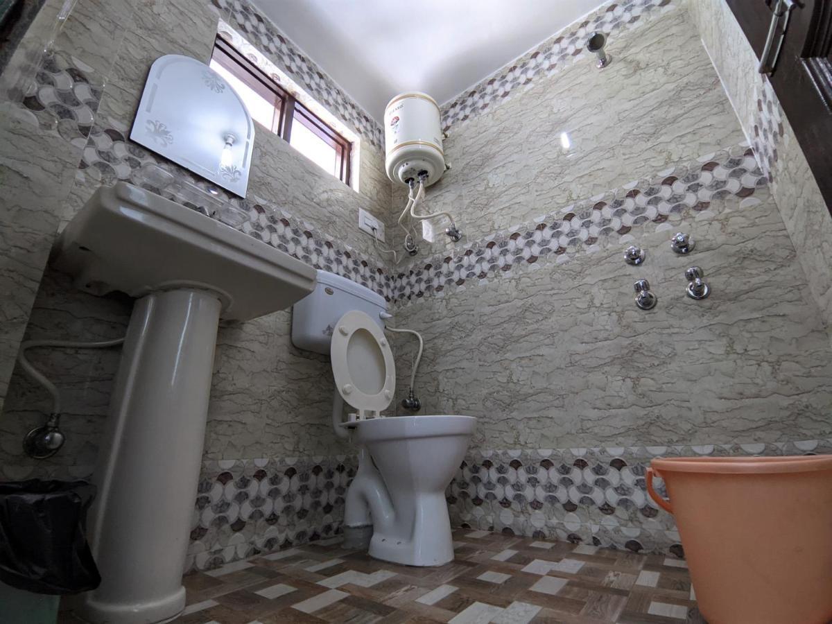 מקלוד גאנג' Hostel Who Needs Map Mcleodganj מראה חיצוני תמונה