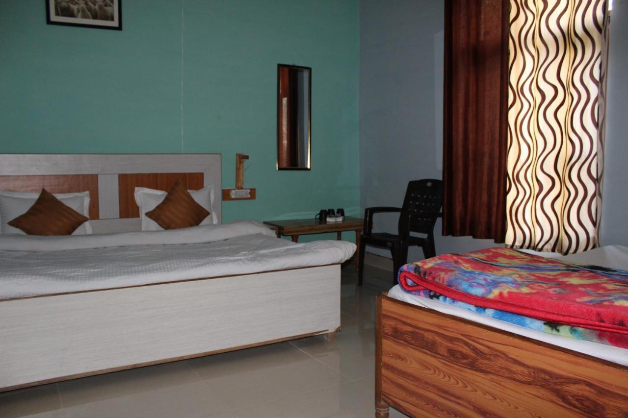 מקלוד גאנג' Hostel Who Needs Map Mcleodganj מראה חיצוני תמונה