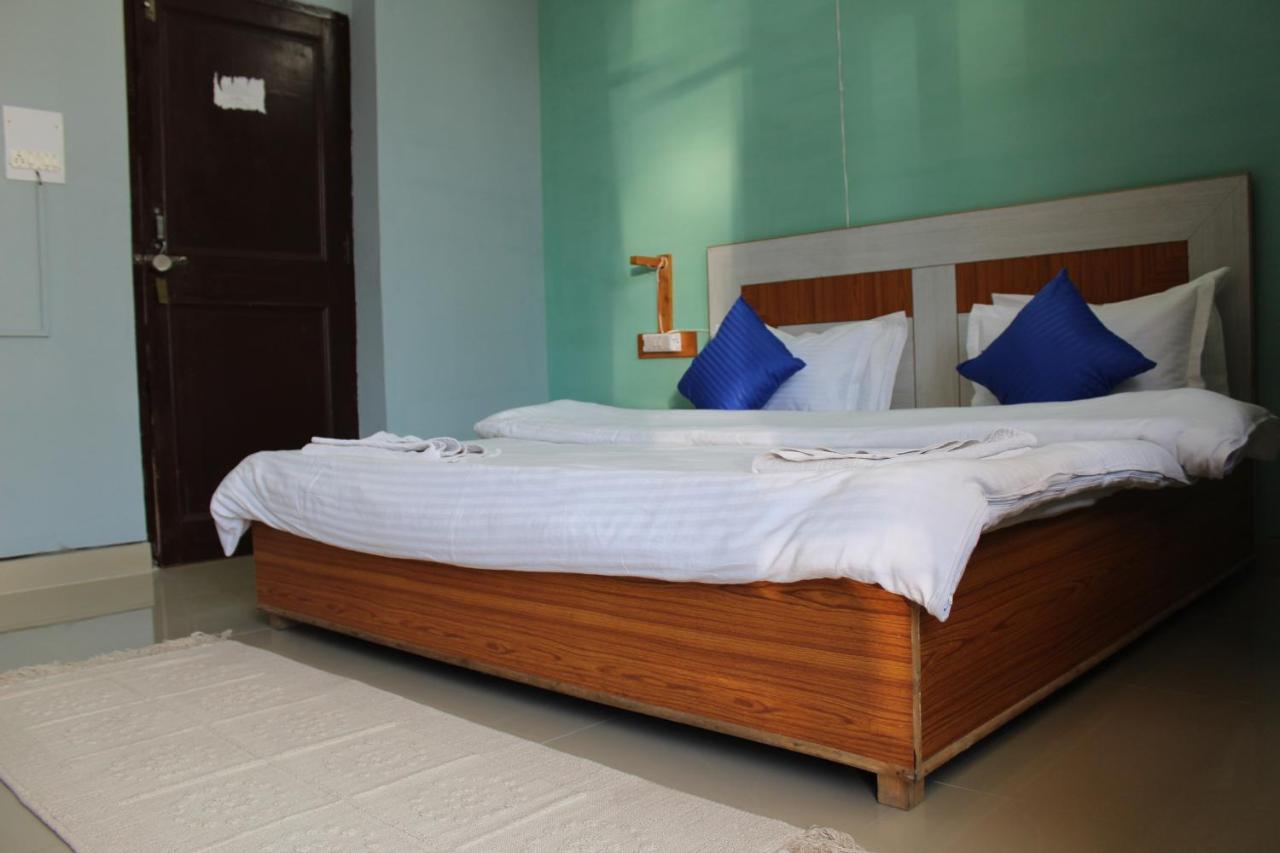 מקלוד גאנג' Hostel Who Needs Map Mcleodganj מראה חיצוני תמונה