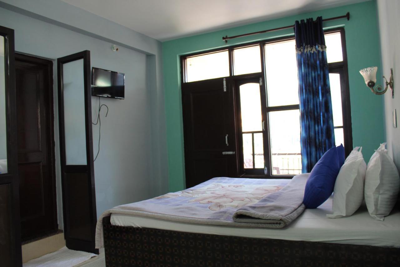 מקלוד גאנג' Hostel Who Needs Map Mcleodganj מראה חיצוני תמונה