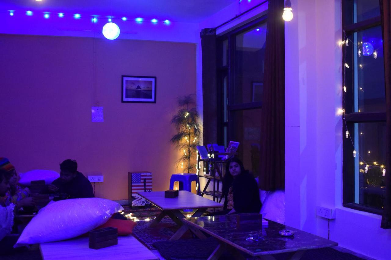 מקלוד גאנג' Hostel Who Needs Map Mcleodganj מראה חיצוני תמונה
