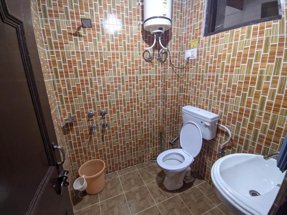 מקלוד גאנג' Hostel Who Needs Map Mcleodganj מראה חיצוני תמונה