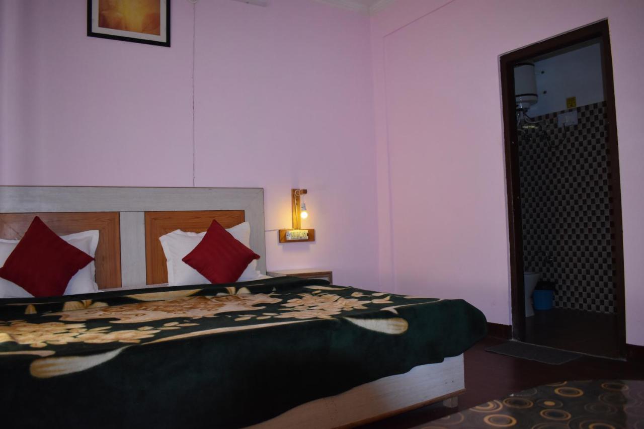 מקלוד גאנג' Hostel Who Needs Map Mcleodganj מראה חיצוני תמונה