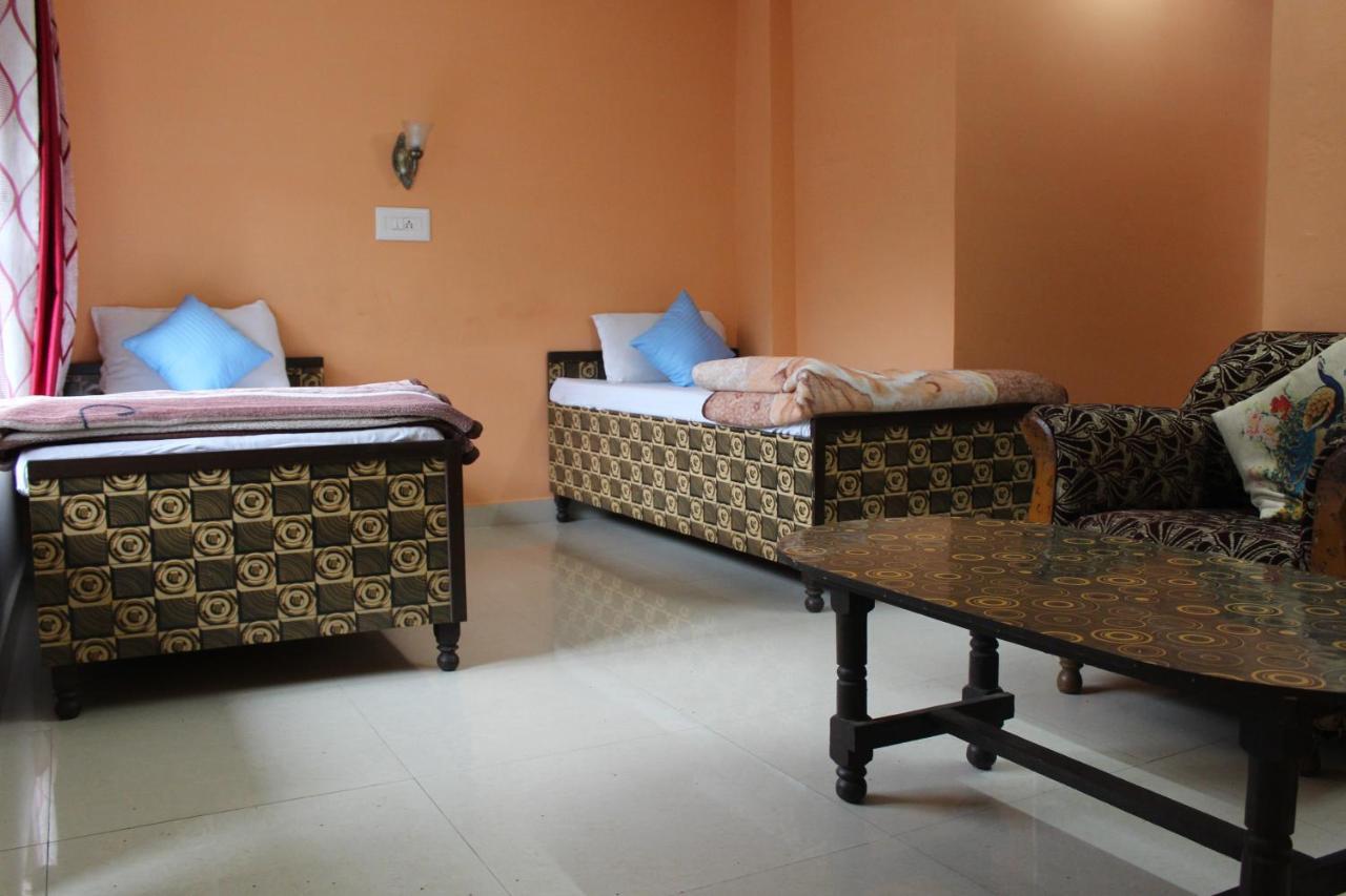 מקלוד גאנג' Hostel Who Needs Map Mcleodganj מראה חיצוני תמונה